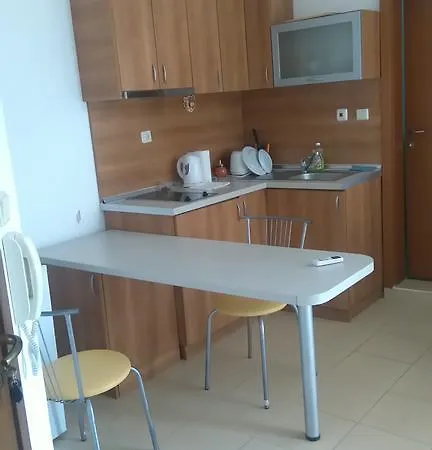 Diamond Sky Apartment